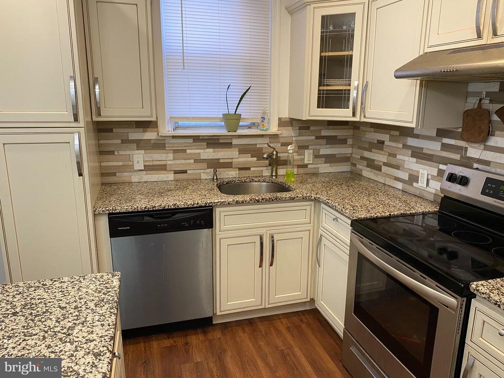 Foto principal - 1427 Levick St