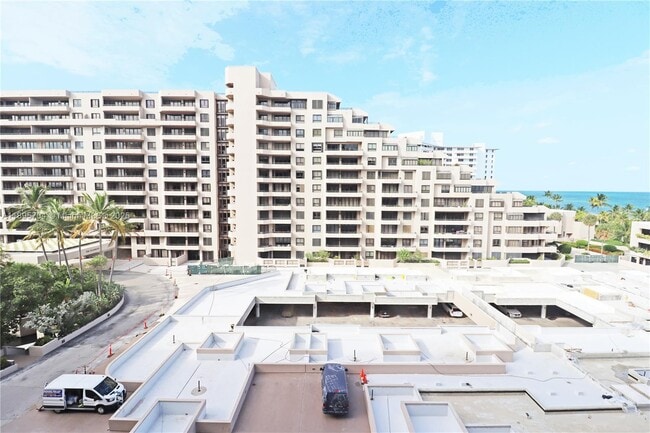 Building Photo - 201 Crandon Blvd