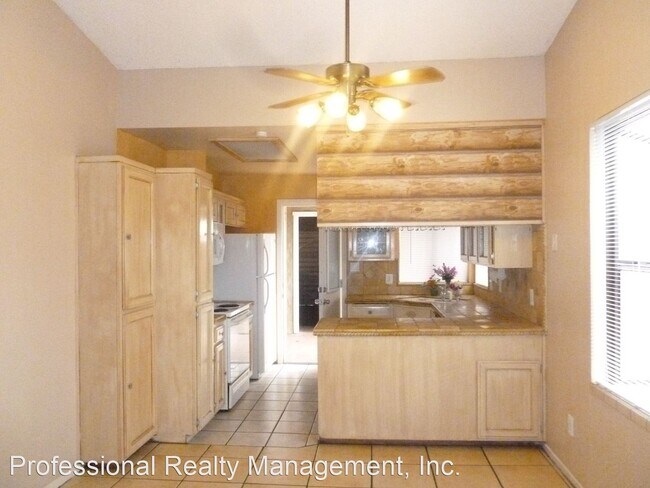 Building Photo - 2 br, 2 bath House - 4501 PLANZ RD.  #D
