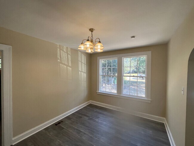 Foto del edificio - 2106 S Andrews Cir