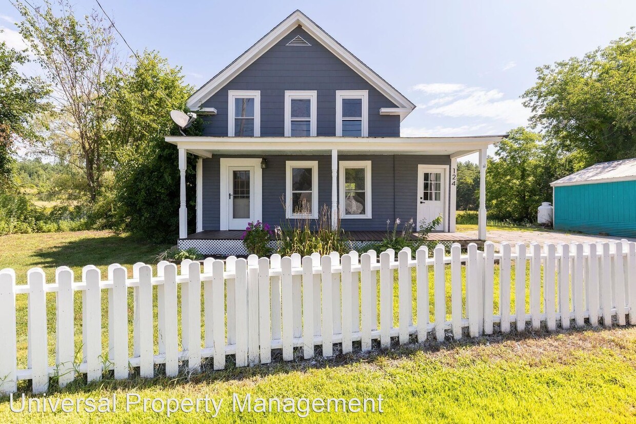 Primary Photo - 3 br, 1 bath House - 124 Main St