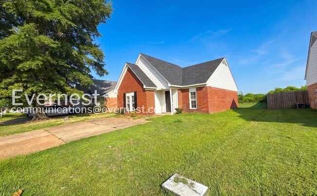 Building Photo - 5669 Kaitlyn Dr W