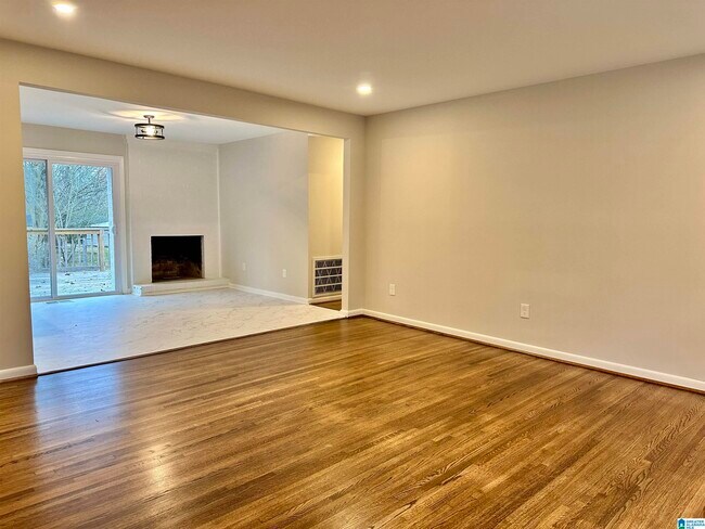 Foto del edificio - 231 Hillwood Ln