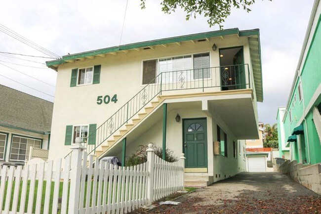 Building Photo - 504 N Elena Ave