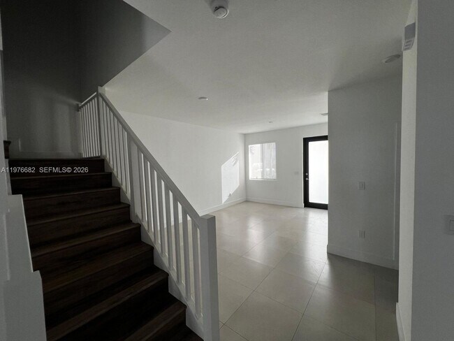 Foto del edificio - 13644 SW 157th Ct