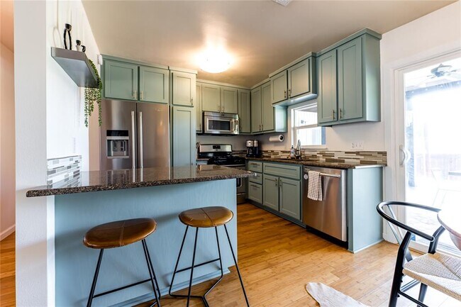 Building Photo - 3600 Marcae Ct