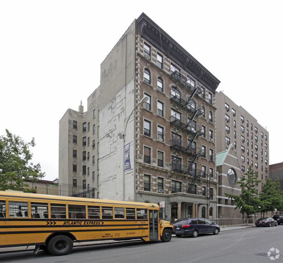 Foto principal - 133-135 W 104th St