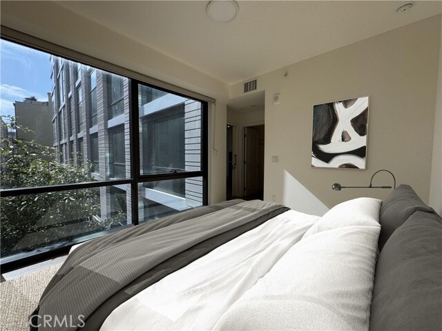 Foto del edificio - 400 S Broadway