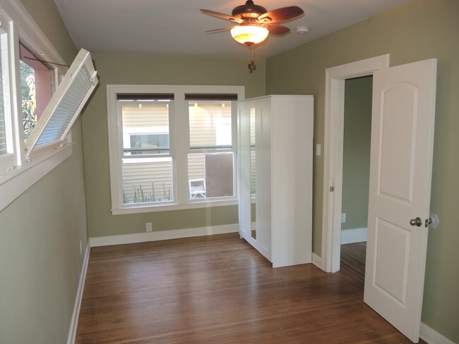 Foto del edificio - 3020 Jewel St