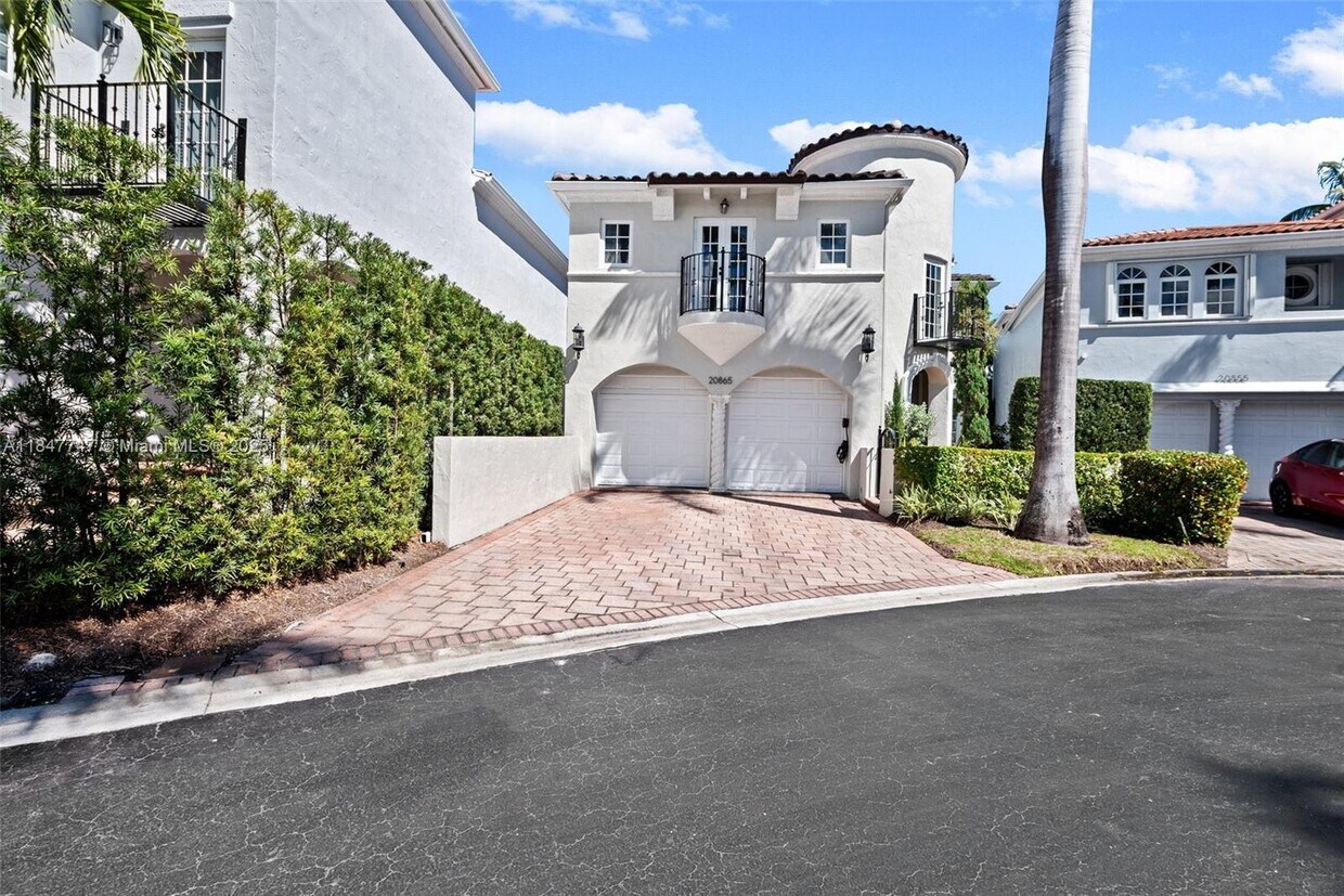 Foto principal - 20865 NE 31st Pl