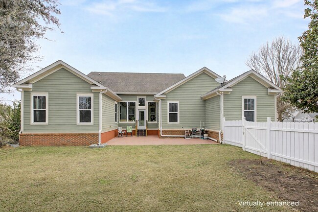 Building Photo - 3078 Dickinson Dr
