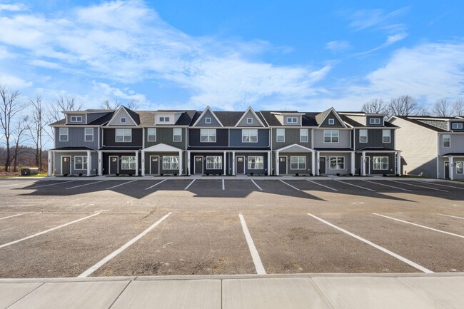 Foto del edificio - Beautiful Townhome in Clarksville!