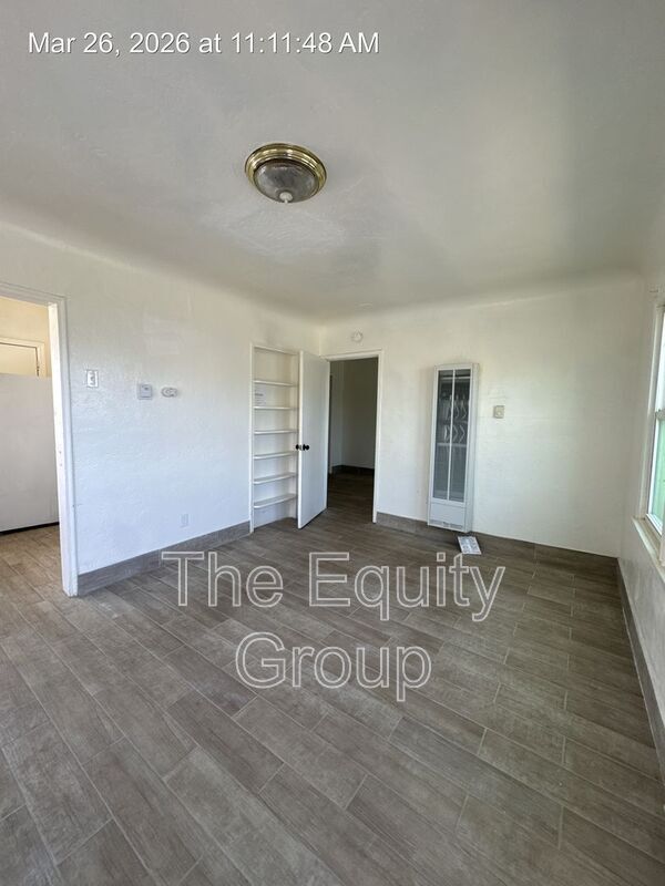 Building Photo - La casa grande Apartments