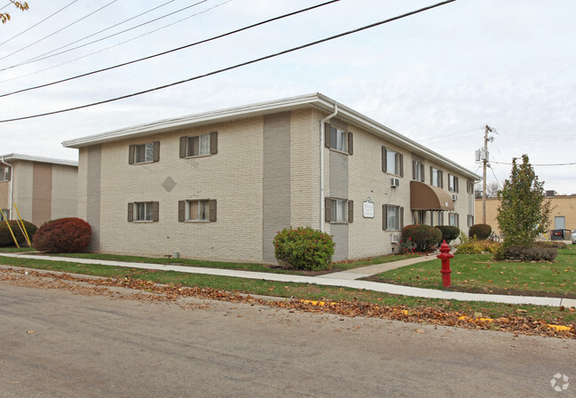 White Oak Apartaments - White Oak Apartments