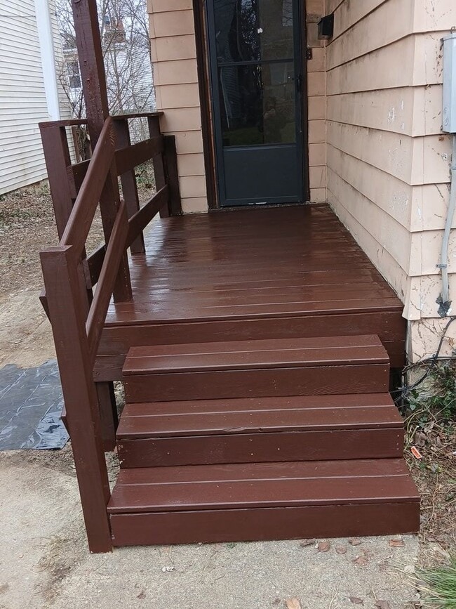 Photo - Wonderful family home on Dead end street.  West Price Hill.  Fully Updated 3-4 BR.