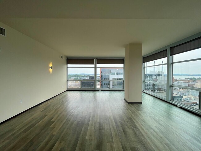 Interior Photo - Galaxie High Rise Apartments