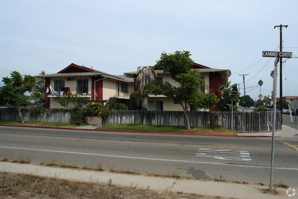 Building Photo - 820 Camino Corto