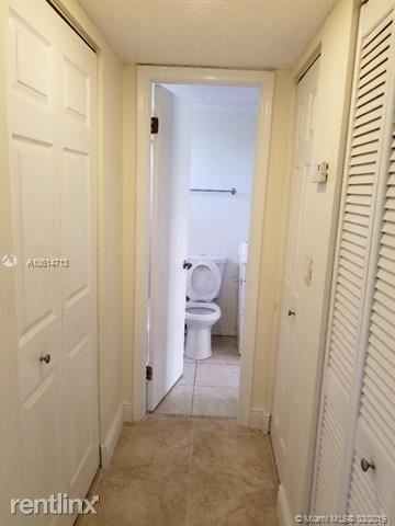 7820 Camino Real Miami Fl 33143 Condo For Rent In Primary Photo 7820 Camino Real