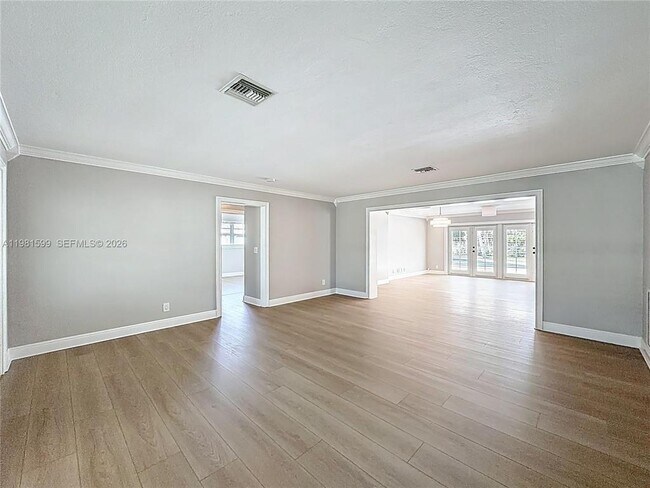 Foto del edificio - 2533 NE 21st Ter