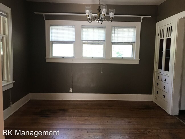 Building Photo - 4 br, 2 bath House - 112 Dehart St