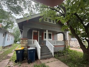 Building Photo - 3816 Flora Ave