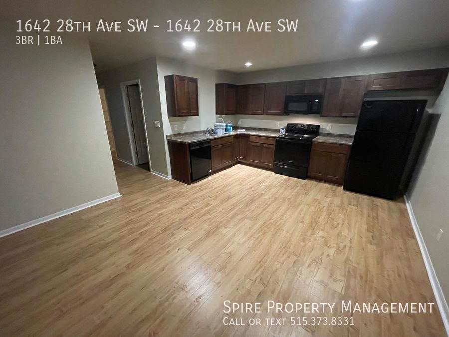 1642 28th Ave SW, Altoona, IA 50009 Townhome Rentals in Altoona IA