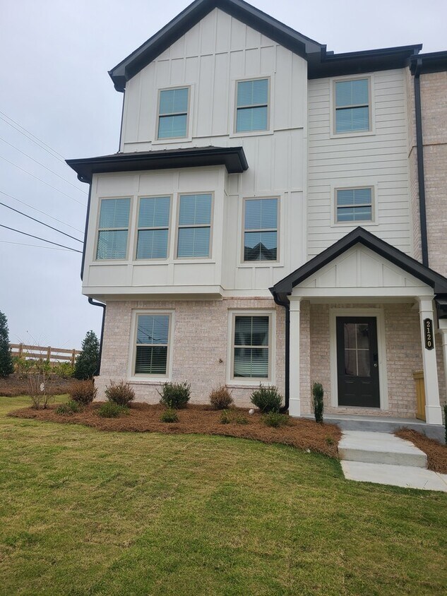 2120 Del Morro Dr, Dacula, GA 30019 Townhome Rentals in Dacula GA