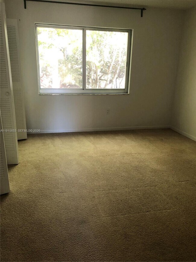 Foto del edificio - 1110 Salzedo St