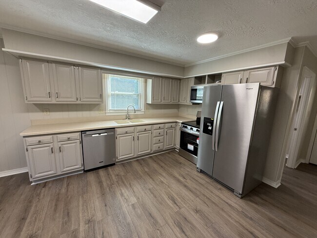 Foto del edificio - 364 Ridgewood Dr