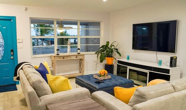 Foto del edificio - 751 N Northlake Dr