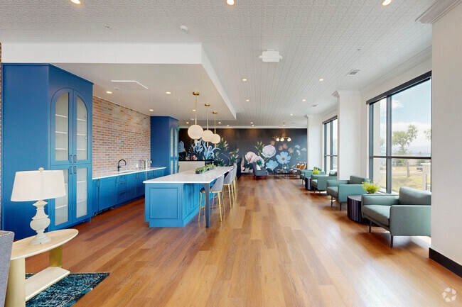 Salón en la azotea con terraza privada - Sorella at Loretto Heights