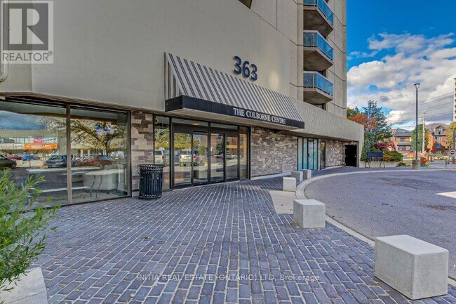 Building Photo - 363 Colborne St