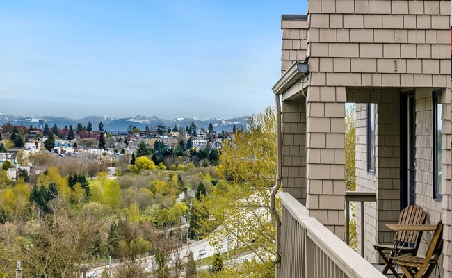 Photo - 1500 S Atlantic St Apartment