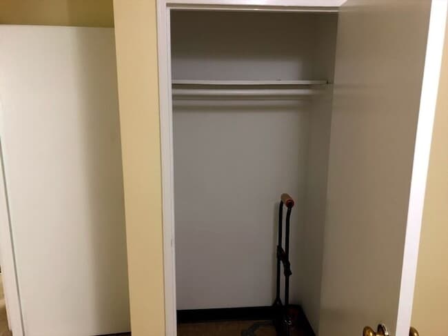 Photo - 15 Saran Avenue Unit Room Apartment