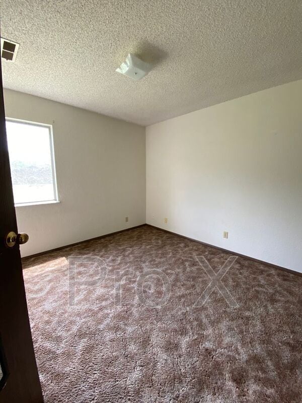 1451 Pineville Rd Unit B27, Neosho, MO 64850 Condo for Rent in