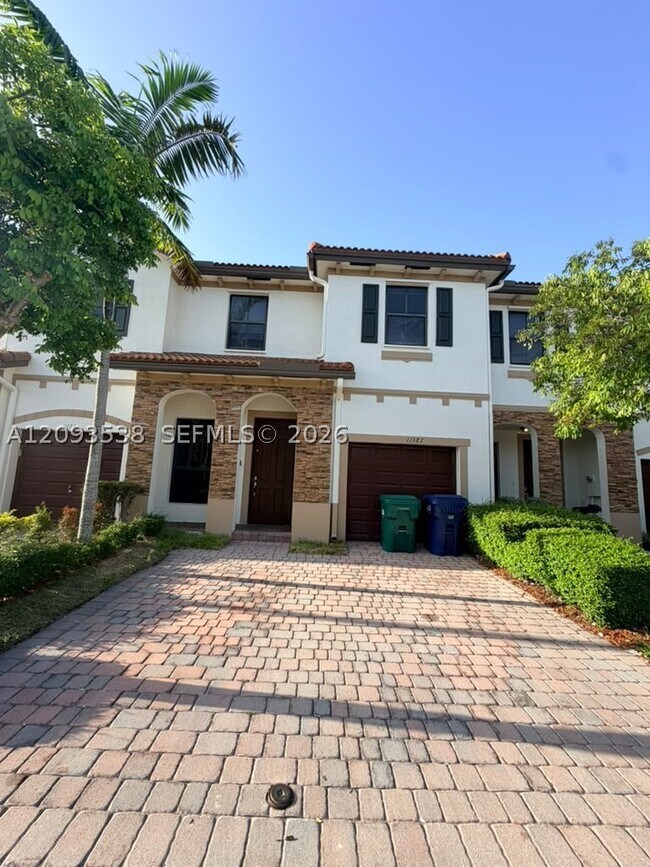 Foto del edificio - 11387 SW 232nd St