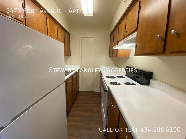 Building Photo - 3473 Fort Ave
