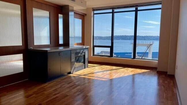 Building Photo - 1 bedroom in Seattle WA 98121