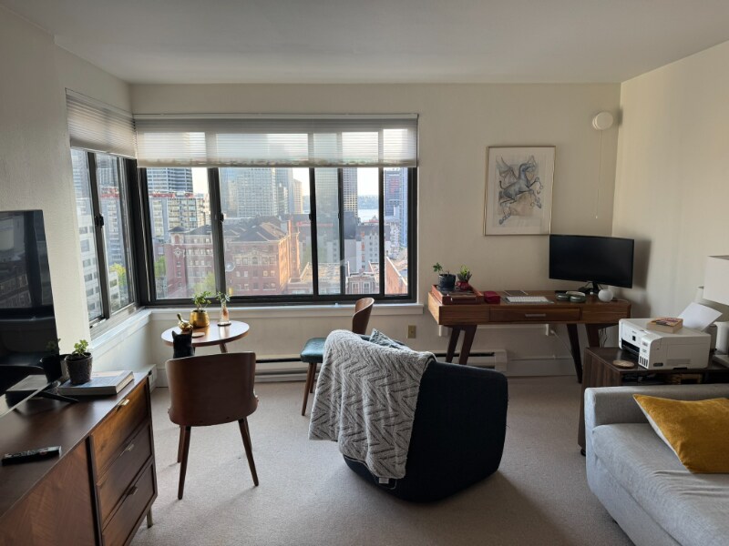 Foto principal - 1105 Spring St