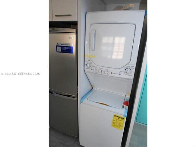 Foto del edificio - 1321 Pennsylvania Ave