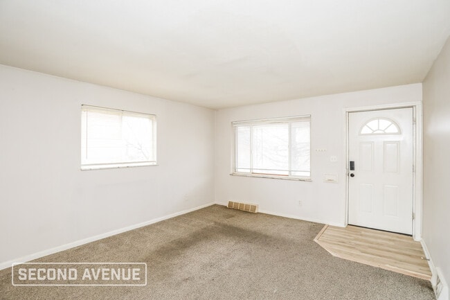 Foto del edificio - 4656 Linda Dr