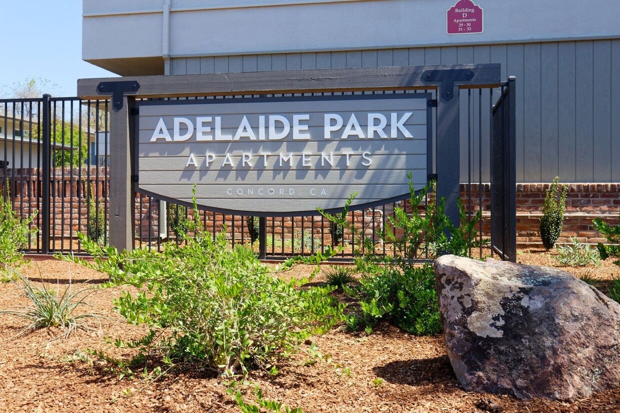 Building Photo - Adelaide Park Apartments