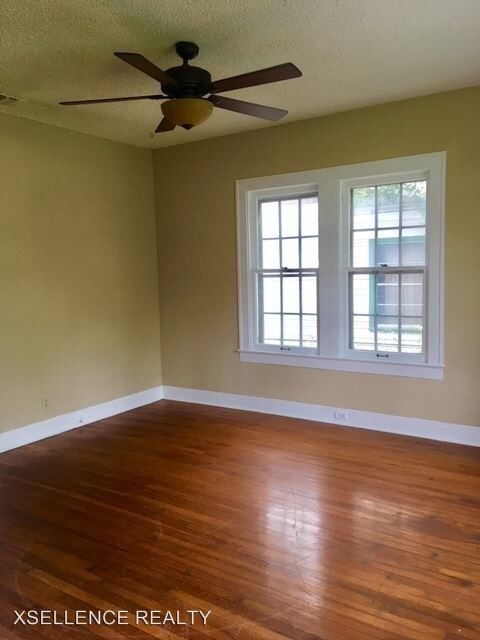 Living Room - 618 Fulton Ave