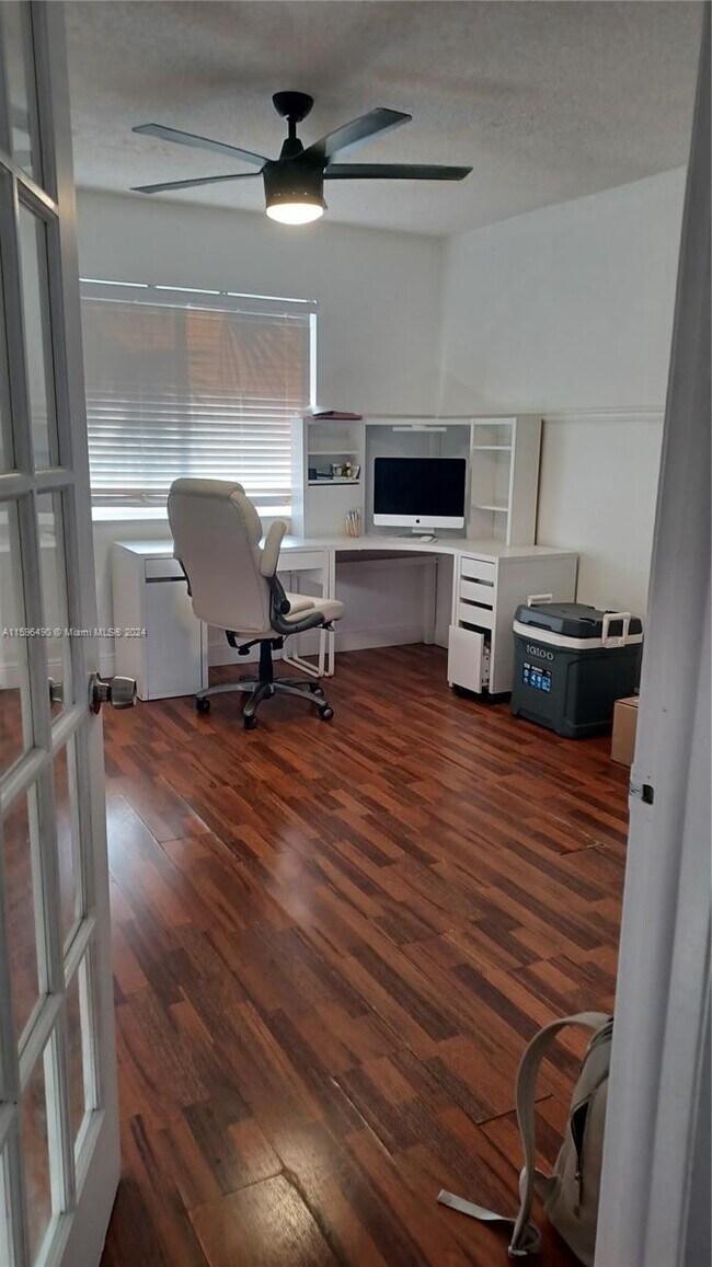 Foto del edificio - 13915 SW 91st Terrace