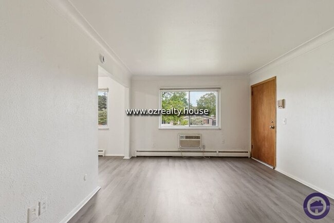 Building Photo - 1733 Christian Ave