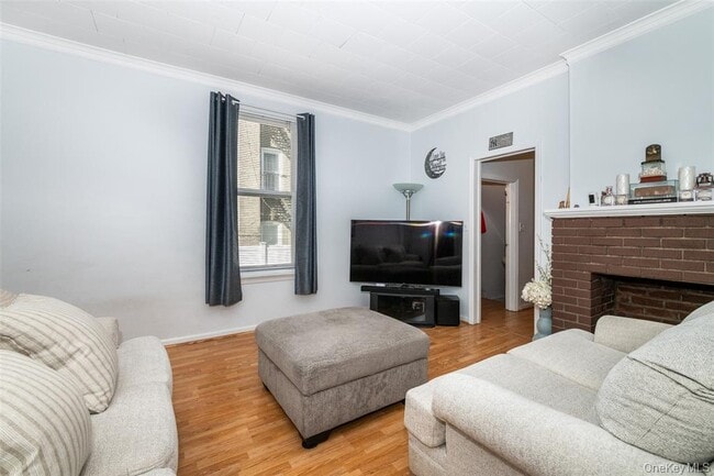 Foto del edificio - 92 Washington Ave