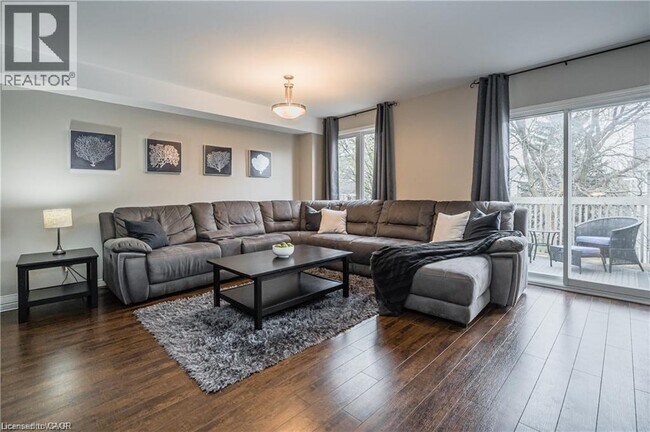 Photo du bâtiment - 42 Green Valley Dr