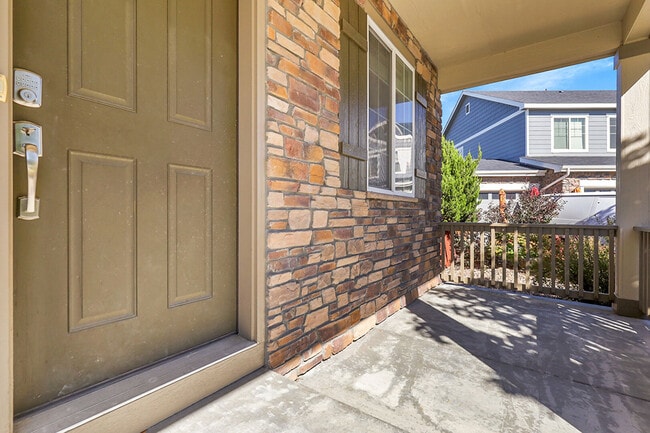 Building Photo - 6011 S Irvington Ct