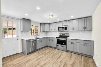Building Photo - 6064 Cahuilla Ave