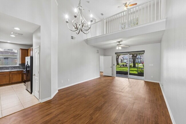 Building Photo - Spacious 3-Bedroom Townhome with Loft & Green-Space Views | Oviedo